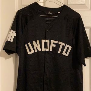 Undftd sz m baseball jersey